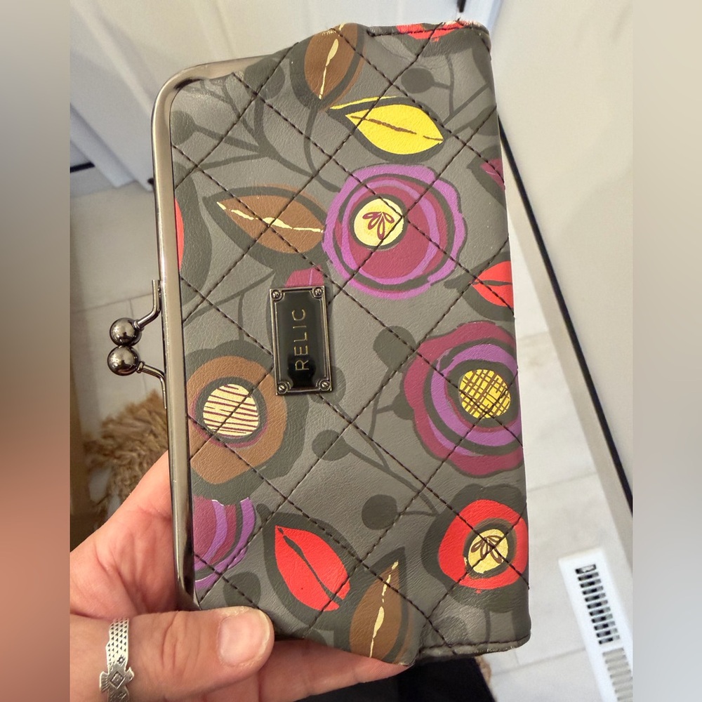 Relic Gray Floral Kiss-Lock Wallet with Pink, Red & Yellow Accents